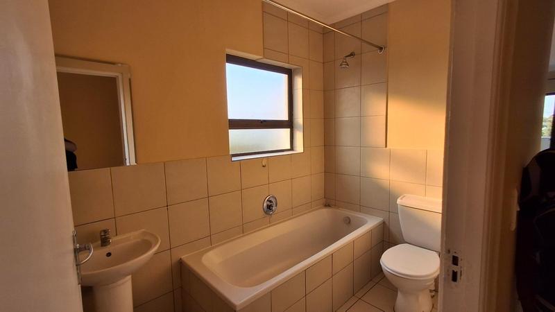 To Let 2 Bedroom Property for Rent in Jagtershof Western Cape